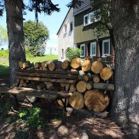Fuer 3 Personen 45 M² Lägenhet *